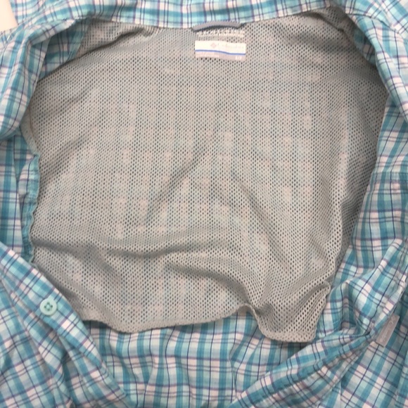 Columbia Outdoor Shirt - Picture 4 of 4